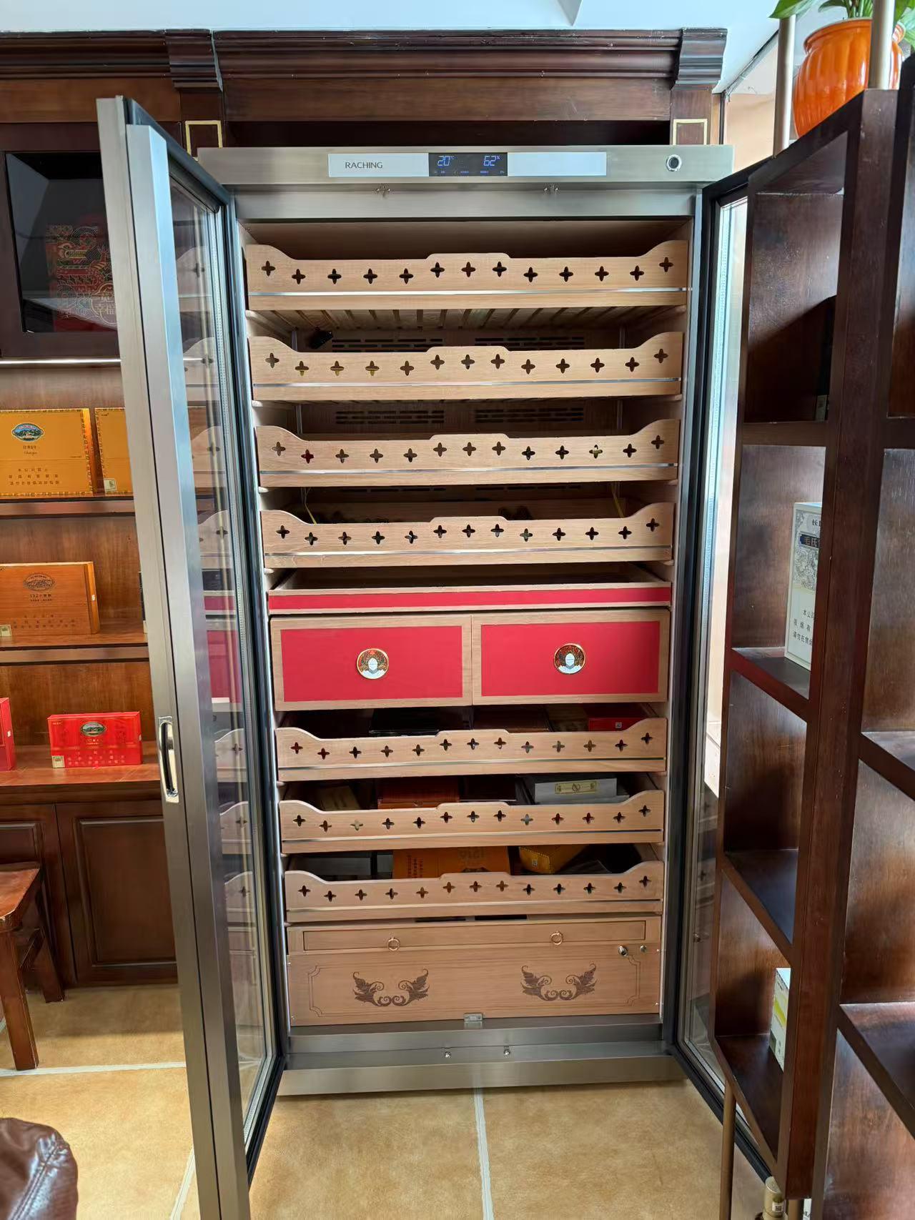 DD650C Smart Cigar Storage Cabinet